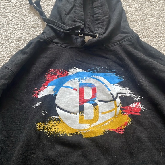 Brooklyn Nets Men’s 2022-23 City Edition Hoodie - Picture 2 of 3